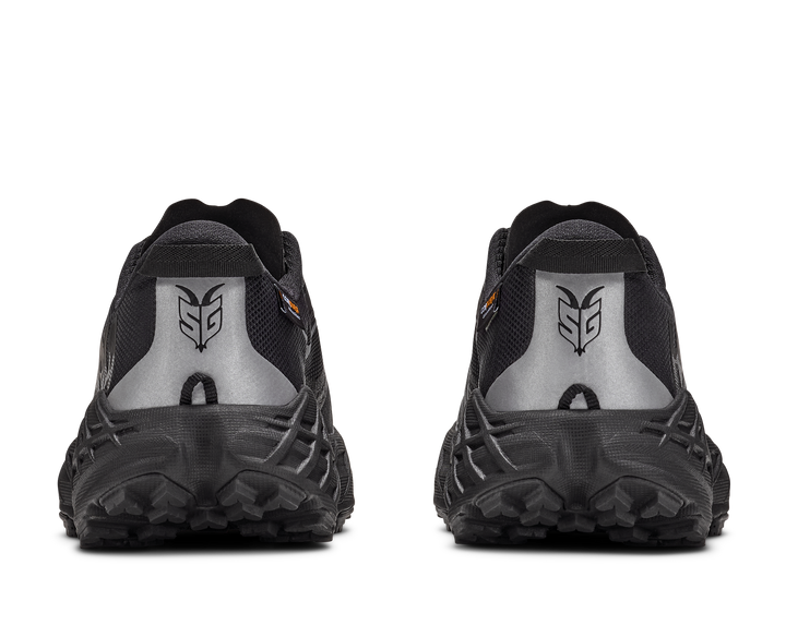 Hoka Womens Speedgoat 7 GTX - Black/Carbon Black - Trail - AW26
