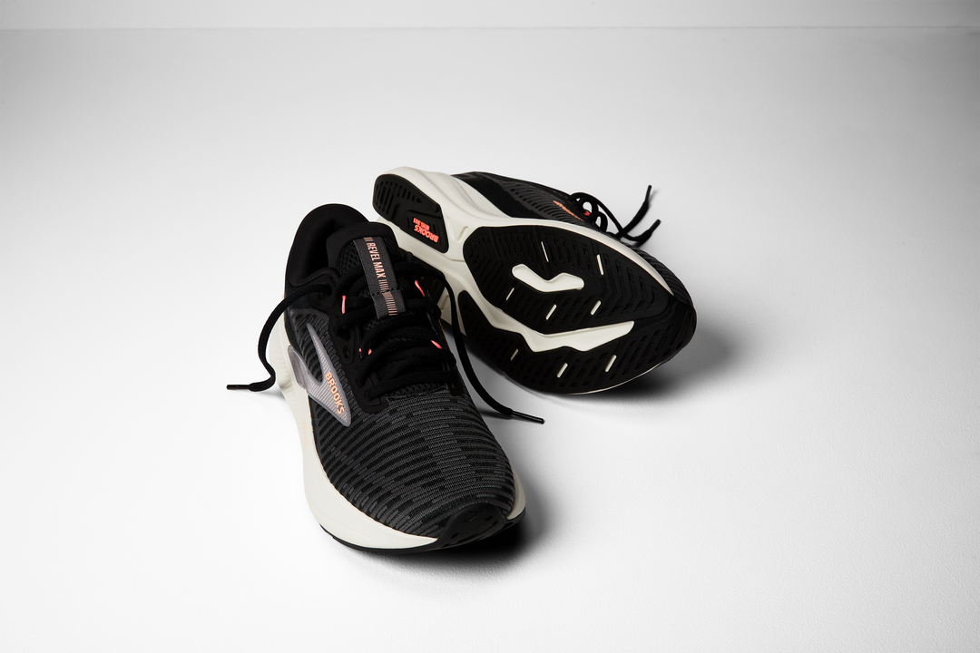 Brooks Womens Revel Max - Black/Blackened Pearl/Coral - Neutral - AW26
