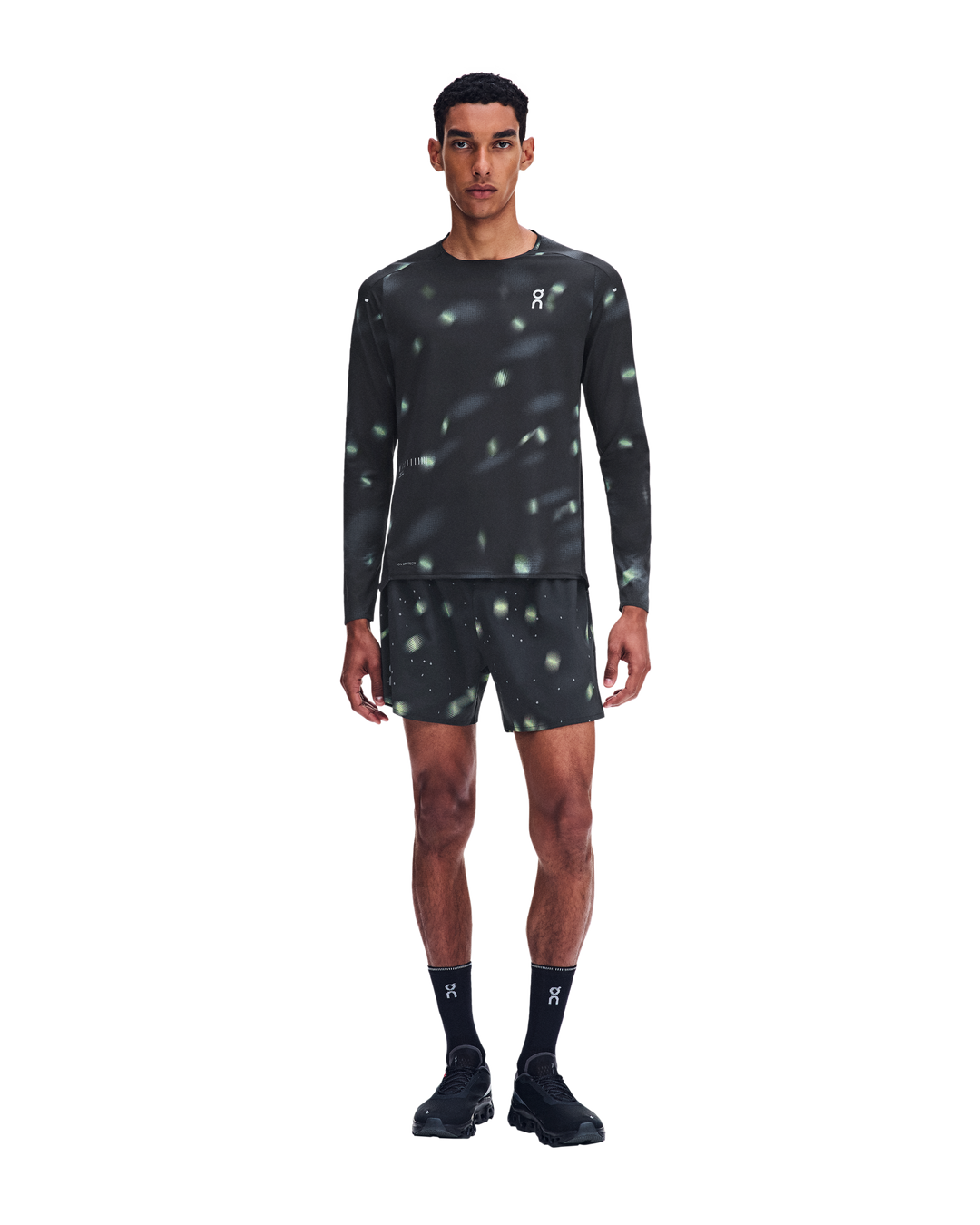 ON Men's Performance Long-T Lumos 3 - Black - AW26