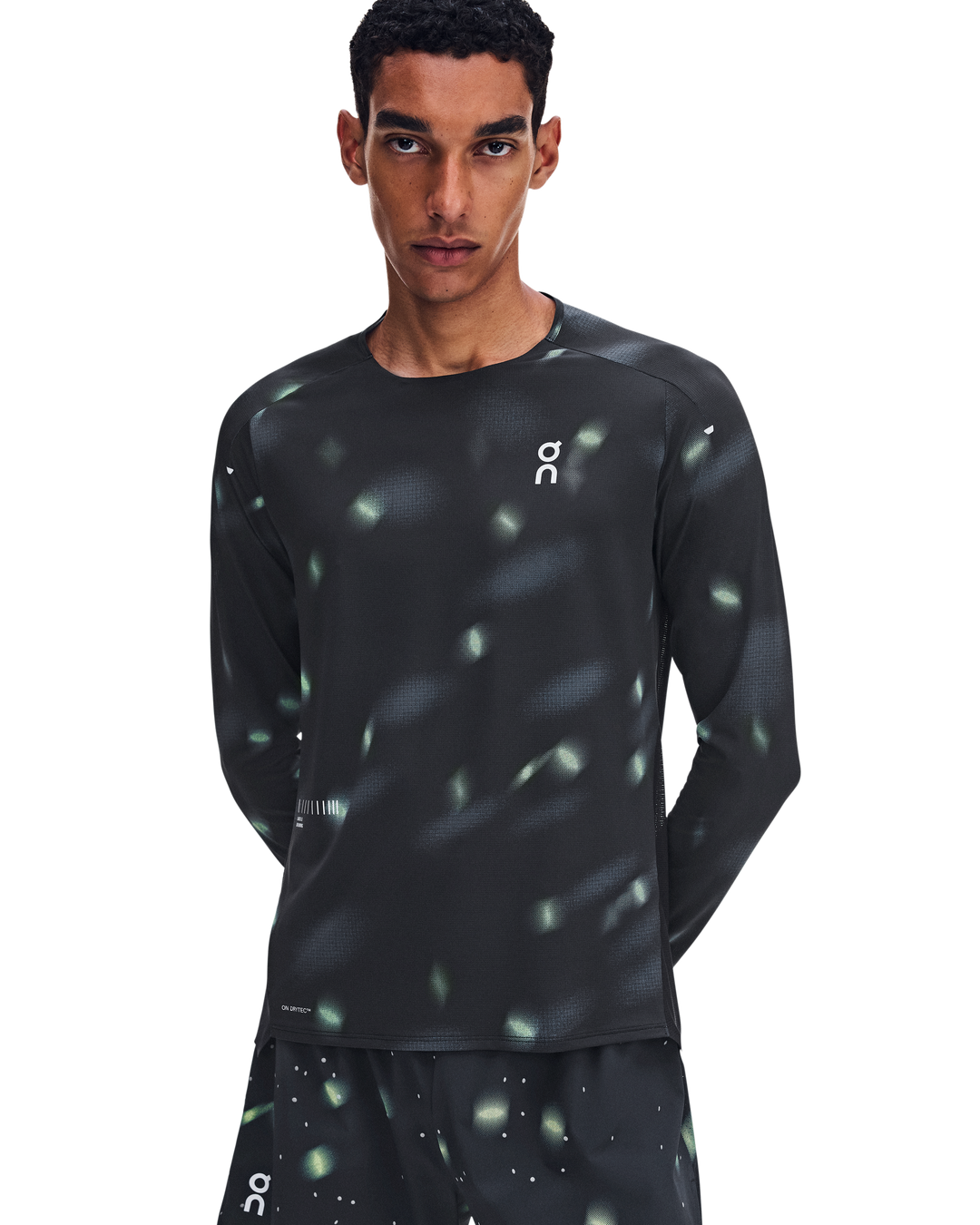 ON Men's Performance Long-T Lumos 3 - Black - AW26