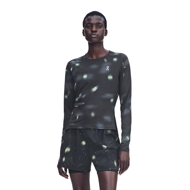 ON Women's Performance Long-T Lumos 3 - Black - AW26