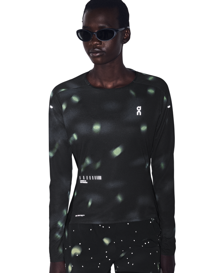 ON Women's Performance Long-T Lumos 3 - Black - AW26