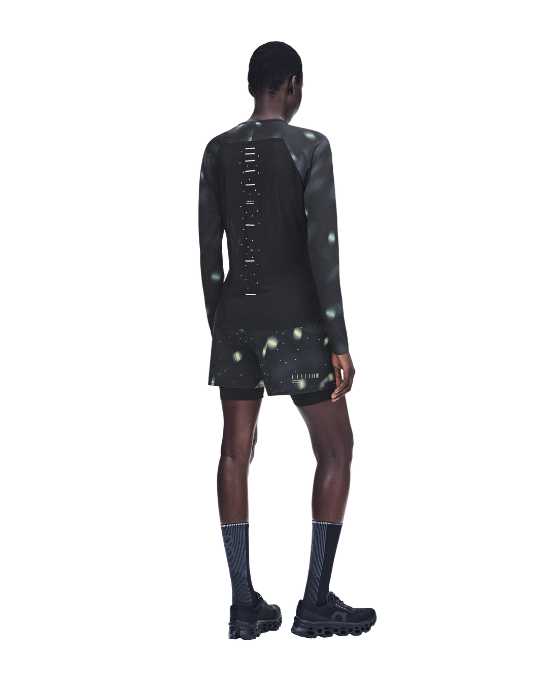 ON Women's Performance Long-T Lumos 3 - Black - AW26