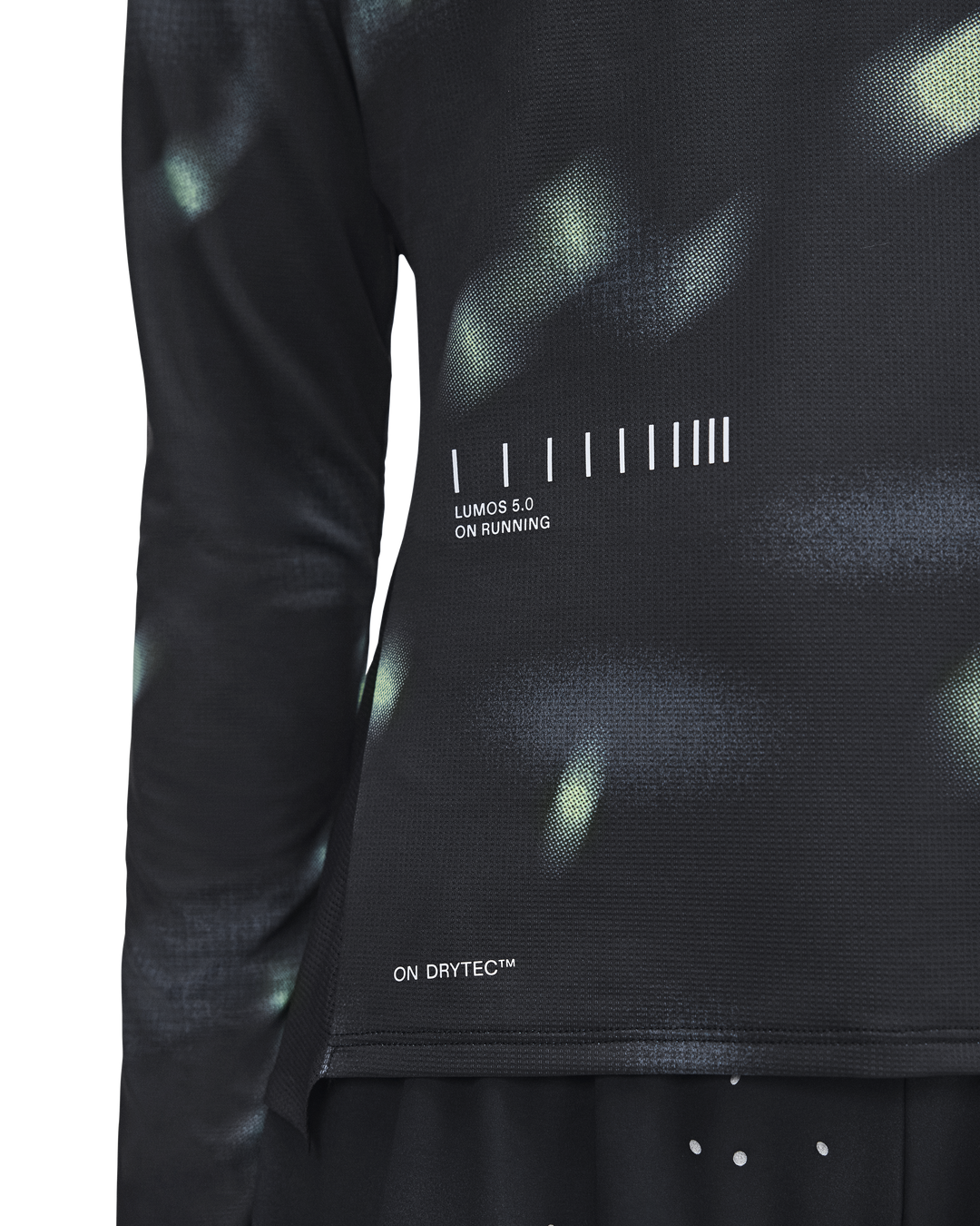 ON Women's Performance Long-T Lumos 3 - Black - AW26