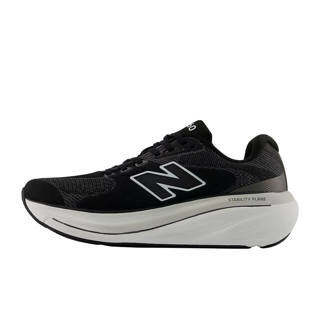 New Balance Herren 860v15 – Schwarz/Weiß – Stabilität – SS26