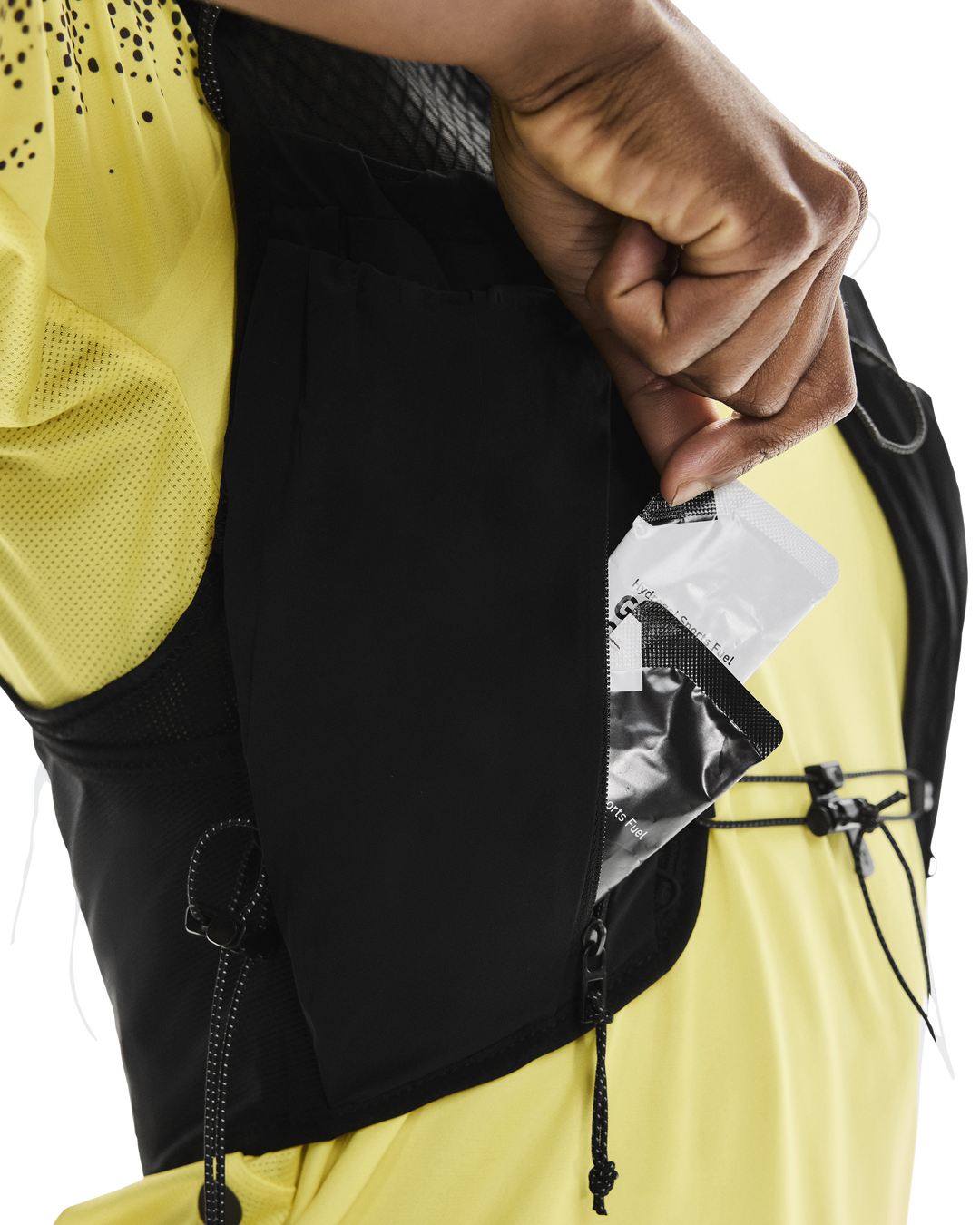 On Ultra Vest Pro Unisex - Black