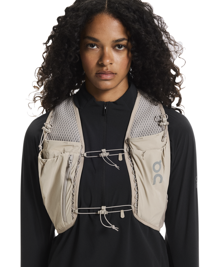 On Ultra Vest Pro Unisex - Fog