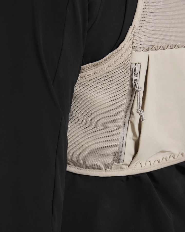 On Ultra Vest Pro Unisex - Fog