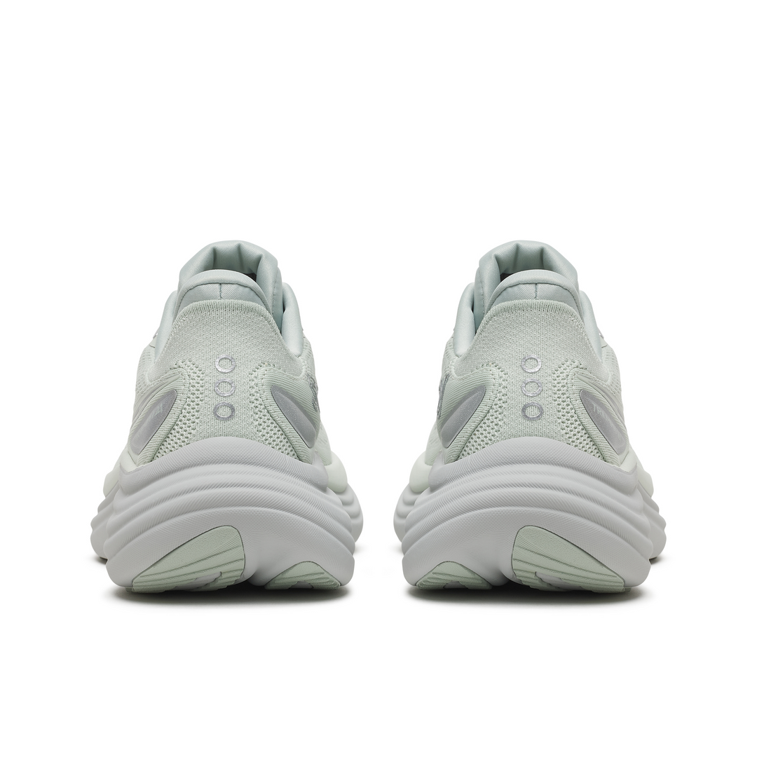 Saucony Womens Triumph 24 - Cast - Neutral - AW26