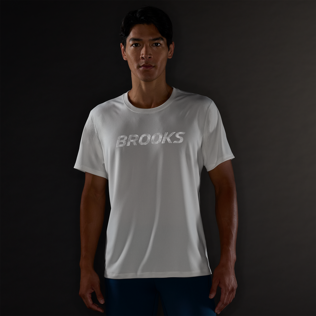 Brooks Mens Dash Reflective Short Sleeve - Bone/Reflective - AW26