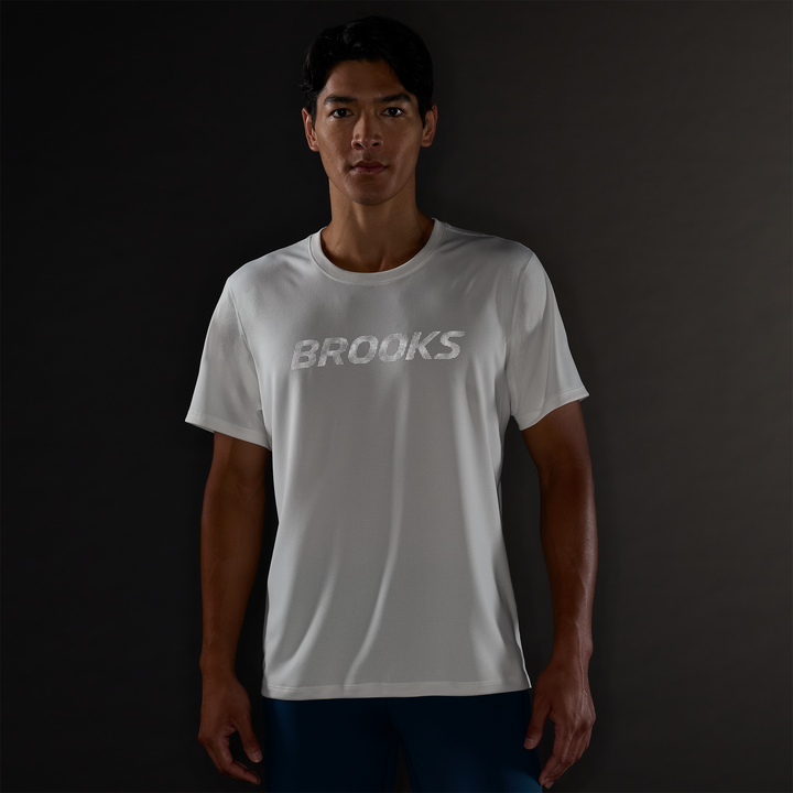 Brooks Mens Dash Reflective Short Sleeve - Bone/Reflective - AW26