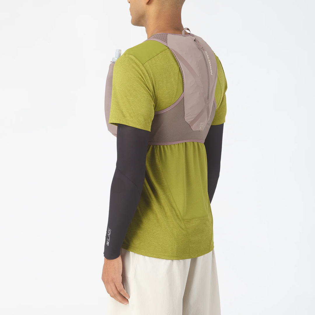 Gilet unisexe avec flasques Salomon GRVL Skin 4 - Iron/Silver Cloud