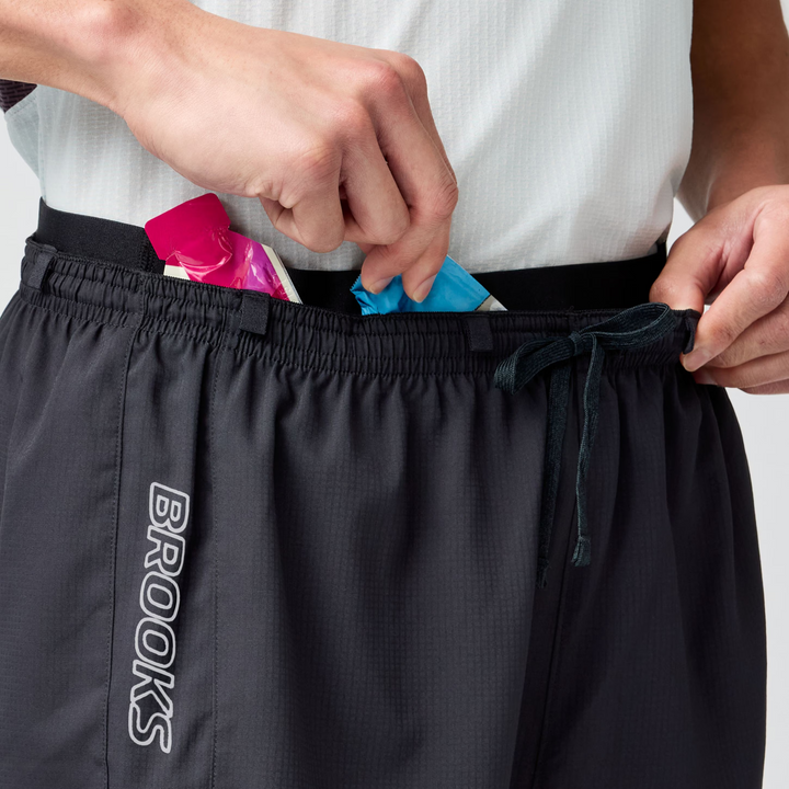 Brooks Mens Cascadia Short - Black