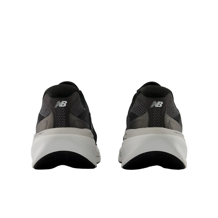 New Balance Herren 860v15 – Schwarz/Weiß – Stabilität – SS26