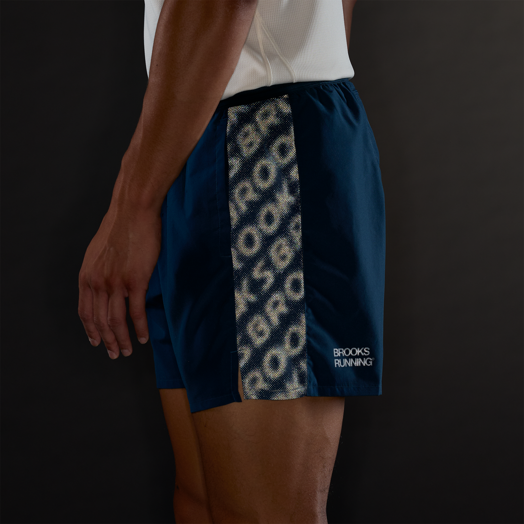 Brooks Mens Dash Short - Reflective Wordmark/Indigo - AW26