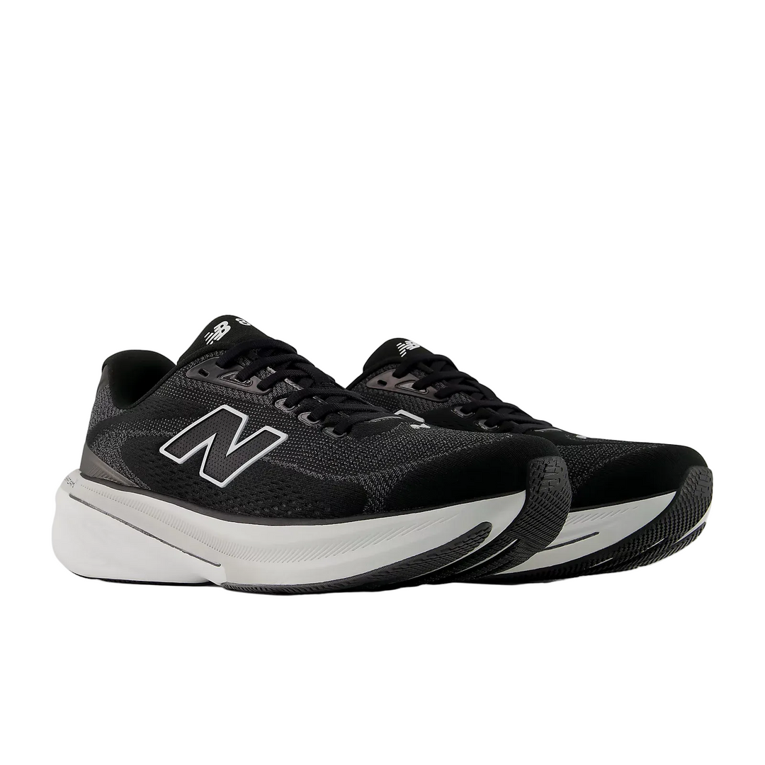 New Balance Herren 860v15 – Schwarz/Weiß – Stabilität – SS26