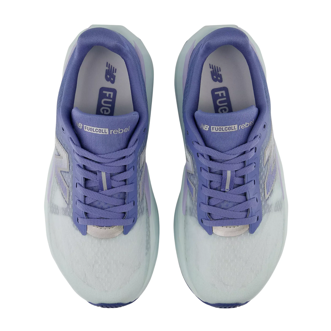 New Balance Damen FuelCell Rebel V5 – Fairweather Blue/Glint Blue – Neutral – SS26