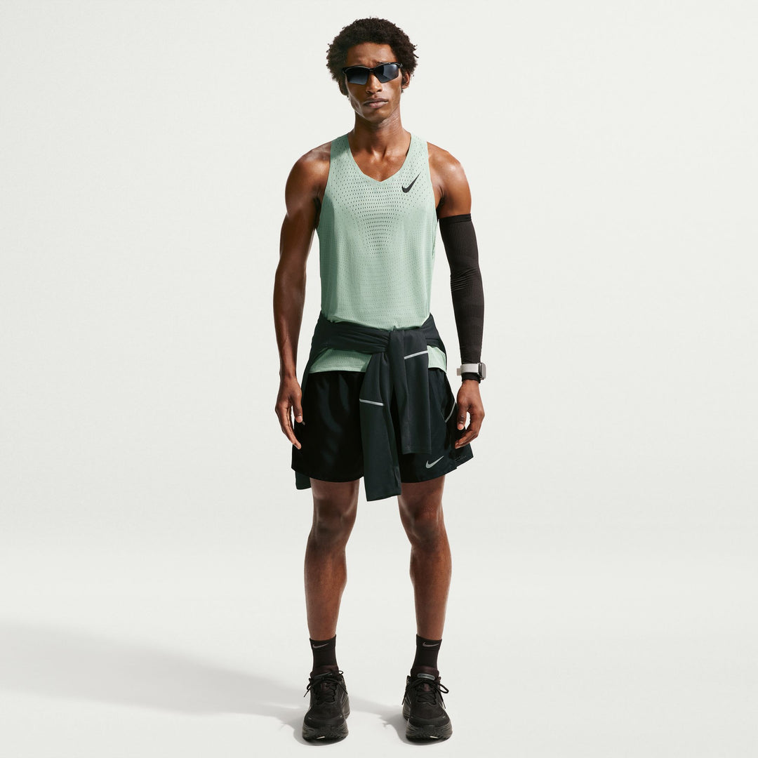 Nike Herren AeroSwift Dri-FIT ADV Lauf-Singlet – Dampf/Schwarz