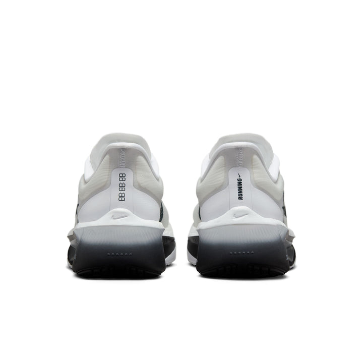 Nike Herren Zoom Fly 6 – Weiß/Schwarz/Rauchgrau/Metallisch Silber – Neutral