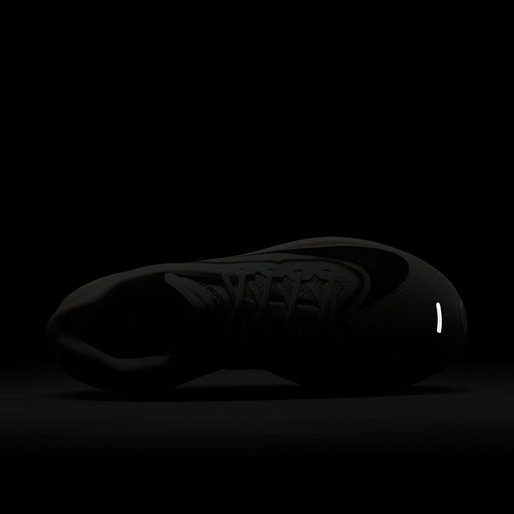 Nike Herren Zoom Fly 6 – Weiß/Schwarz/Rauchgrau/Metallisch Silber – Neutral