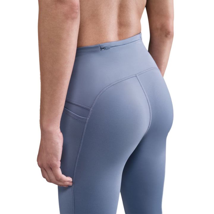 Nike Damen 7/8 Swift Tight mit hoher Taille und Taschen – World Indigo/Reflective Silver