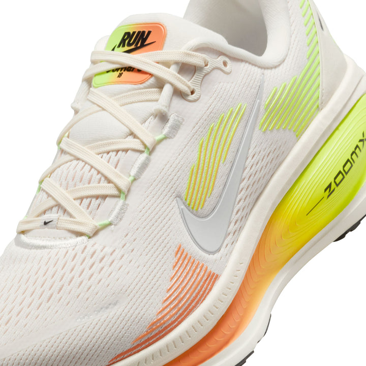 Nike Womens Vomero 18 - Phantom/Metallic Silver/Light Wild Mango - Neutral - AW25