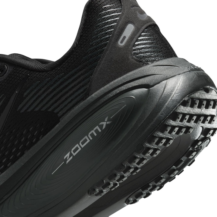 Nike Womens Vomero 18 - Black/Dark Smoke Grey/Light Smoke Grey - Neutral - AW25