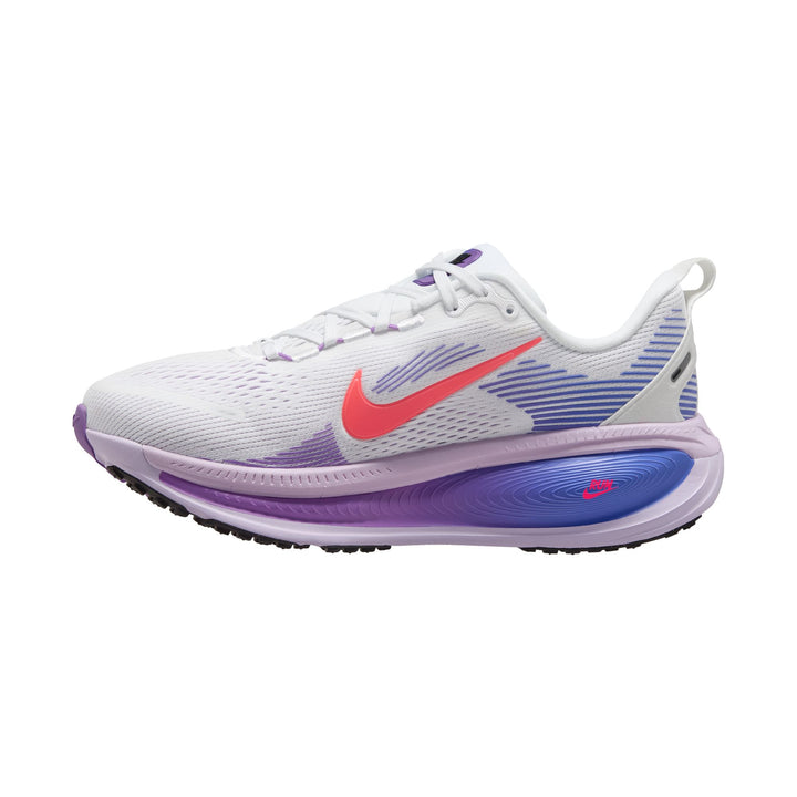 Nike Damen Vomero 18 – Weiß/Hot Lava/Violet Mist/Sapphire – Neutral – SP26