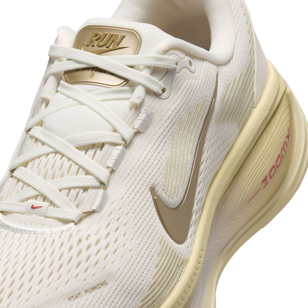 Nike Womens Vomero 18 - Sail/Metallic Gold Grain/Light Khaki/Filbert - Neutral - FA26