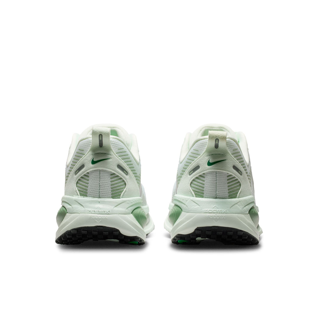 Nike Womens Vomero 18 - Barely Green/Metallic Silver/Steam - Neutral - SU26