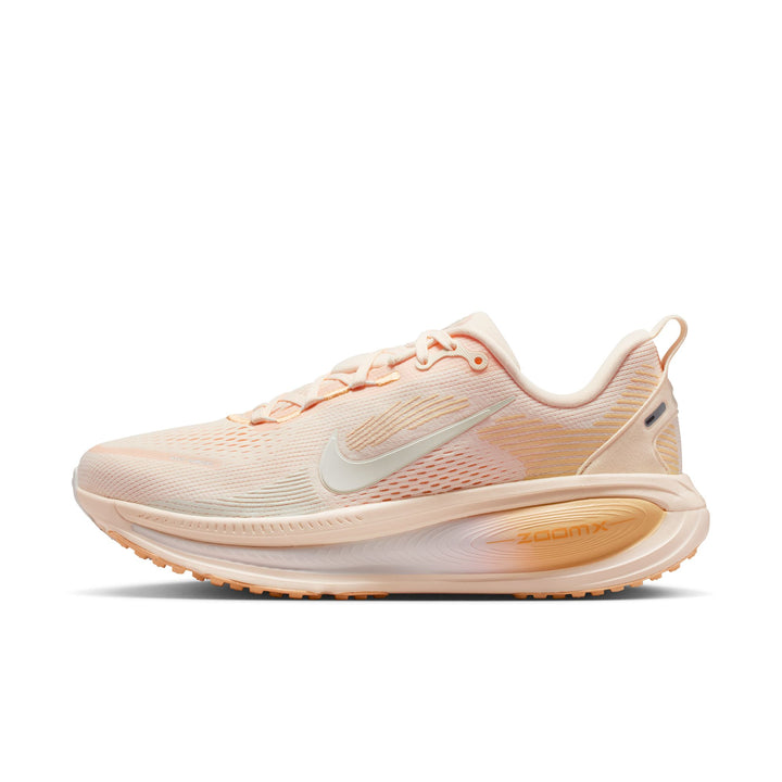 Nike Damen Vomero 18 – Guava Ice/Sail/Orange Chalk – Neutral – SP25