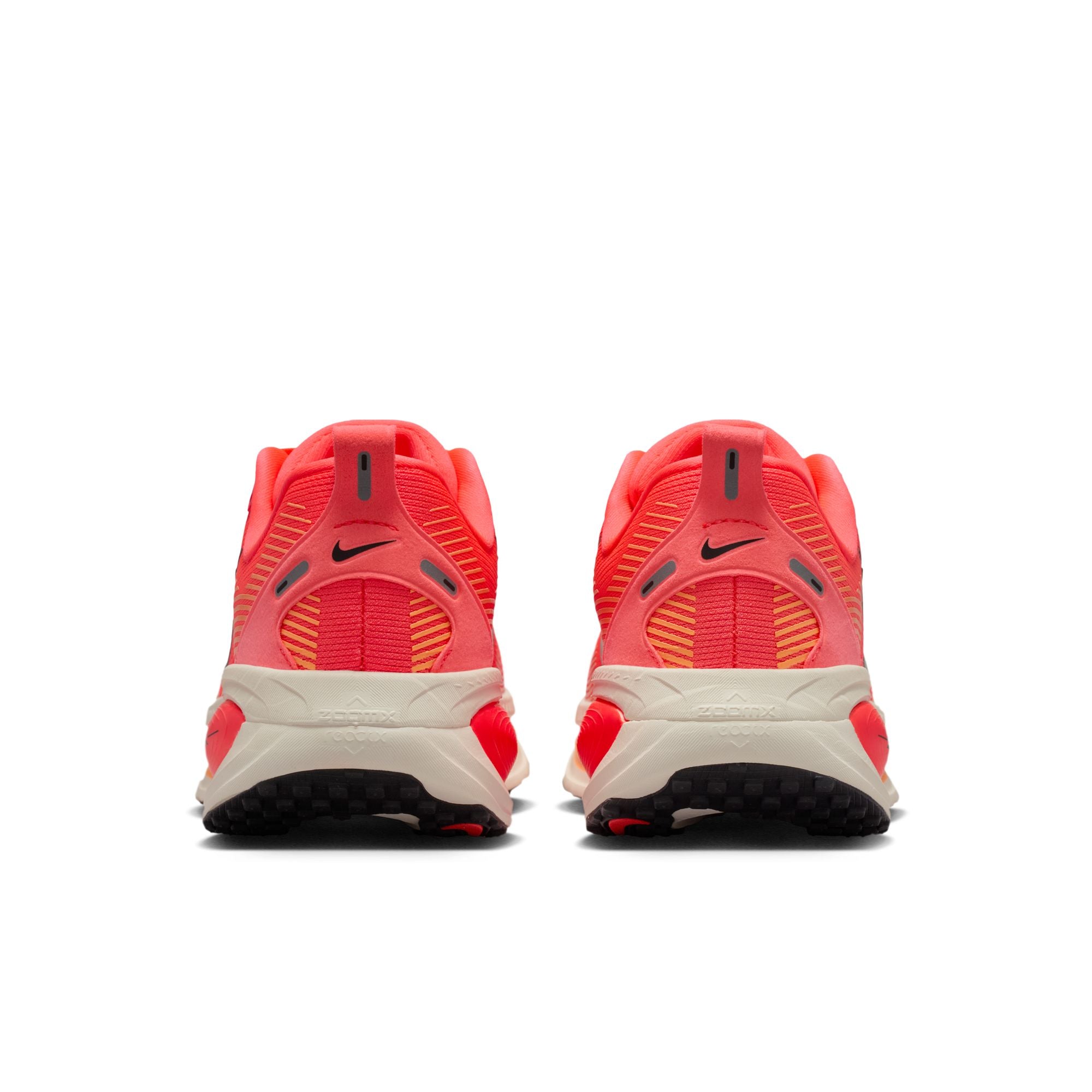 Nike Womens Vomero 18 - Hot Lava/Black/Chalk/Orange Pulse | Run
