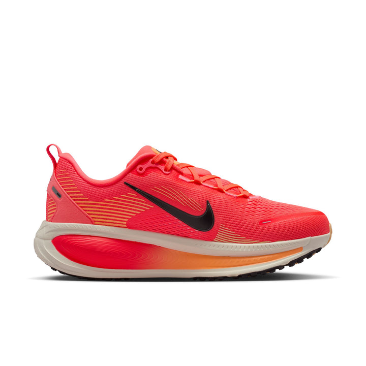 Nike Vomero 18 - Lave chaude/Noir/Craie/Orange Pulse - Neutre - SP26
