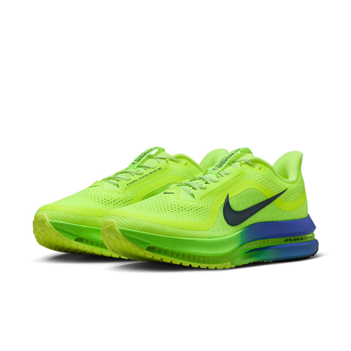 Nike Herren Pegasus Premium – Volt Ice/Black Spruce/Lime Blast – Neutral – SU26