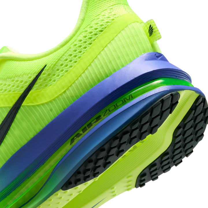 Nike Herren Pegasus Premium – Volt Ice/Black Spruce/Lime Blast – Neutral – SU26