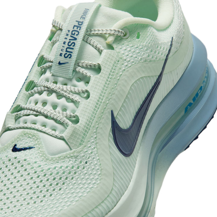 Nike Femme Pegasus Premium - Vert à peine/Bleu Void/Bleu travail - Neutre - SU26
