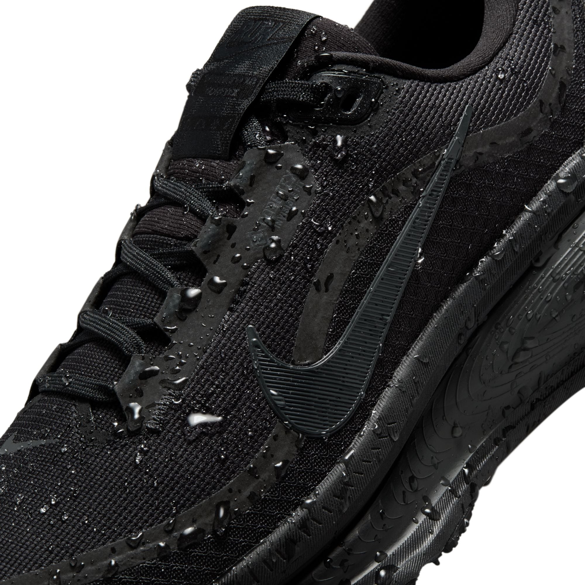 Nike Womens Vomero 18 GTX - Black/White | Run North West