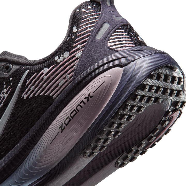 Nike Womens Vomero 18 SE - Black/Metallic Dark Grey/Cave Purple - Neutral - HO25