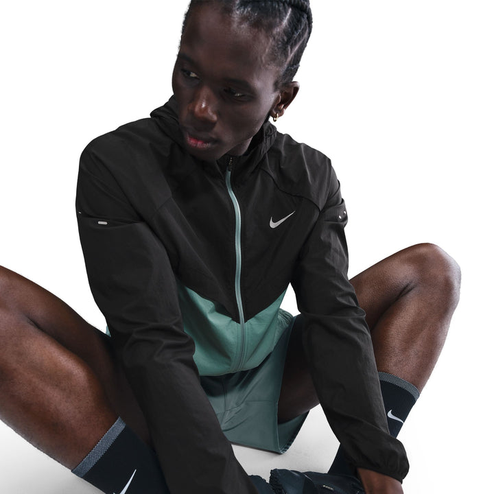 Nike Mens Repel UV Stride Jacket - Black/Cannon/Reflective Silver