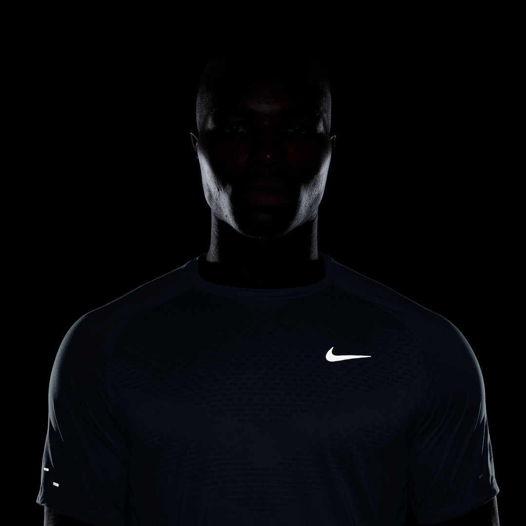 Nike Hommes Dri-FIT ADV T-shirt à manches courtes Stride - Bleu Armoury Clair/Argent Réfléchissant