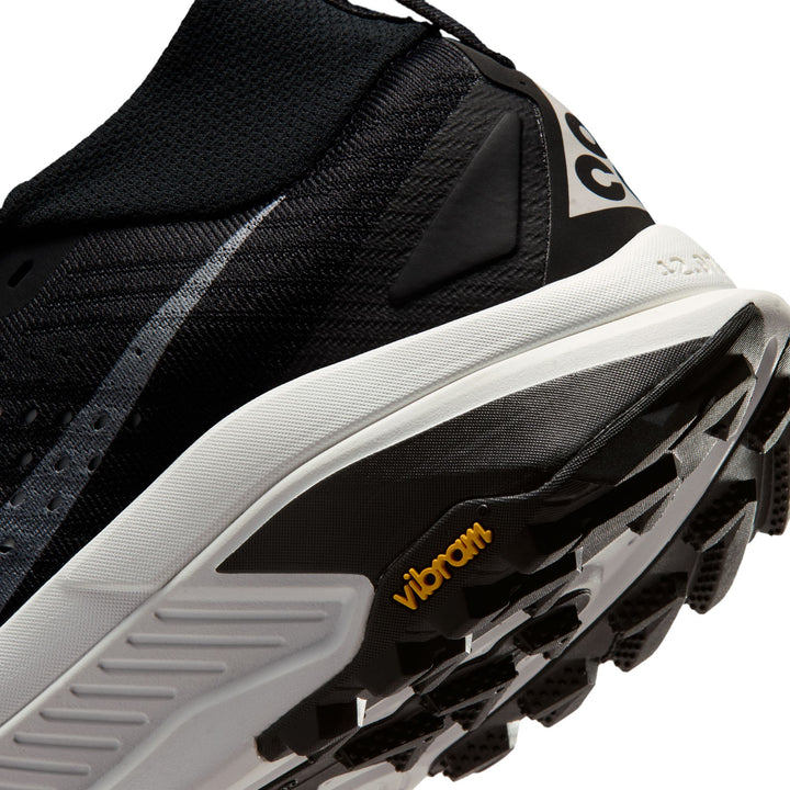 Nike Mens ACG Zegama - Black/Summit White/Safety Orange - Trail - SU26
