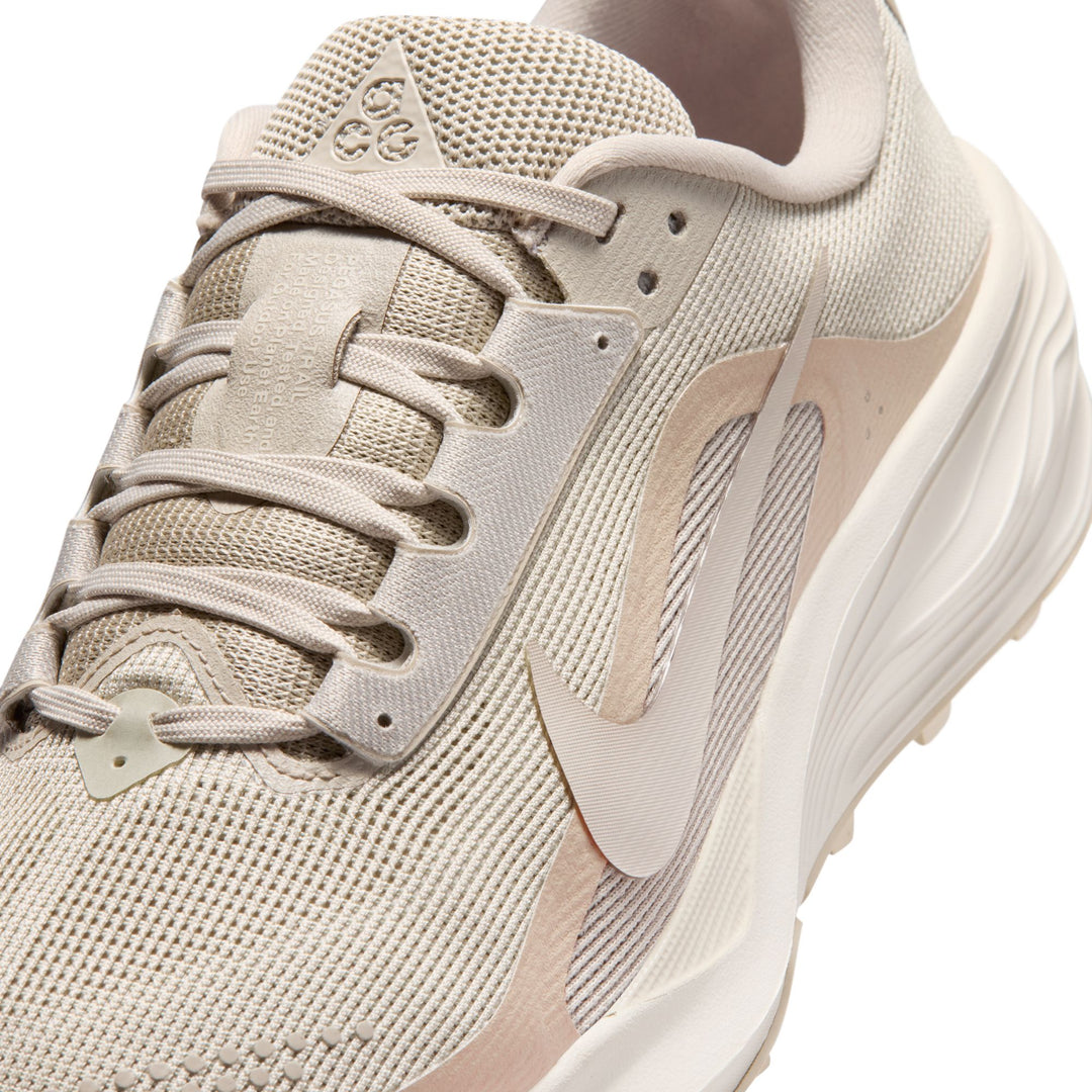 Nike Womens ACG Pegasus Trail - Cream Light/Orewood Brown - Trail - SU26