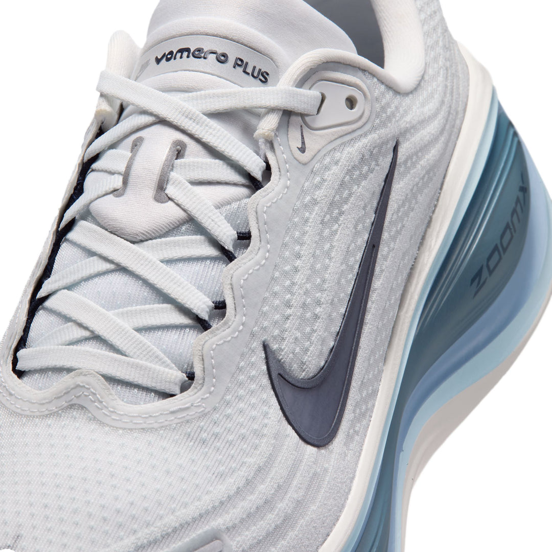 Nike Mens Vomero Plus - Off White/Obsidian/Grey Fog/Thunderstorm - Neutral - FA26
