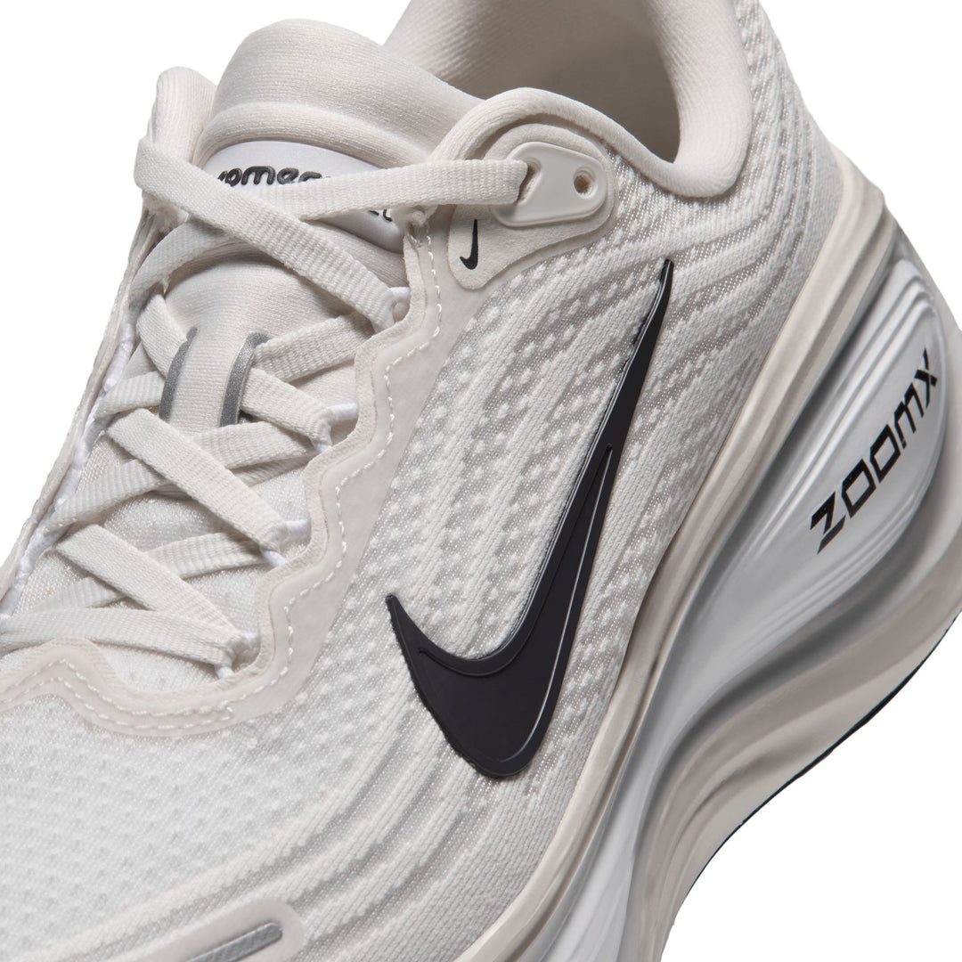 Nike Womens Vomero Plus - Phantom/Gridiron/White/Photon Dust - Neutral - HO26