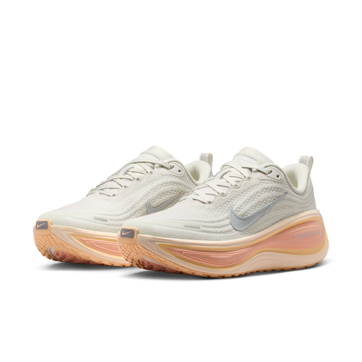 Nike Womens Vomero Plus - Light Bone/Metallic Silver/Arctic Orange - Neutral - SU26