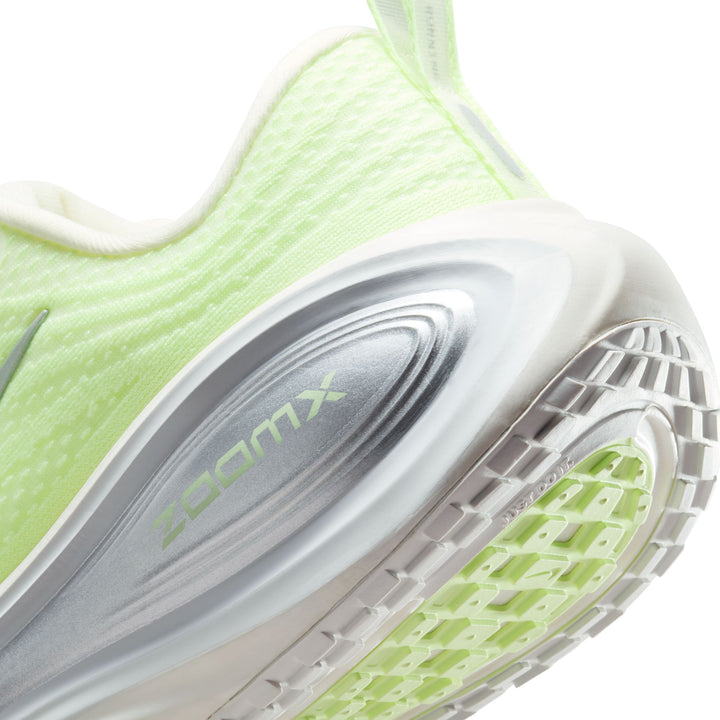 Nike Womens Vomero Plus - Sail/Metallic Silver/Barely Volt - Neutral - FA25