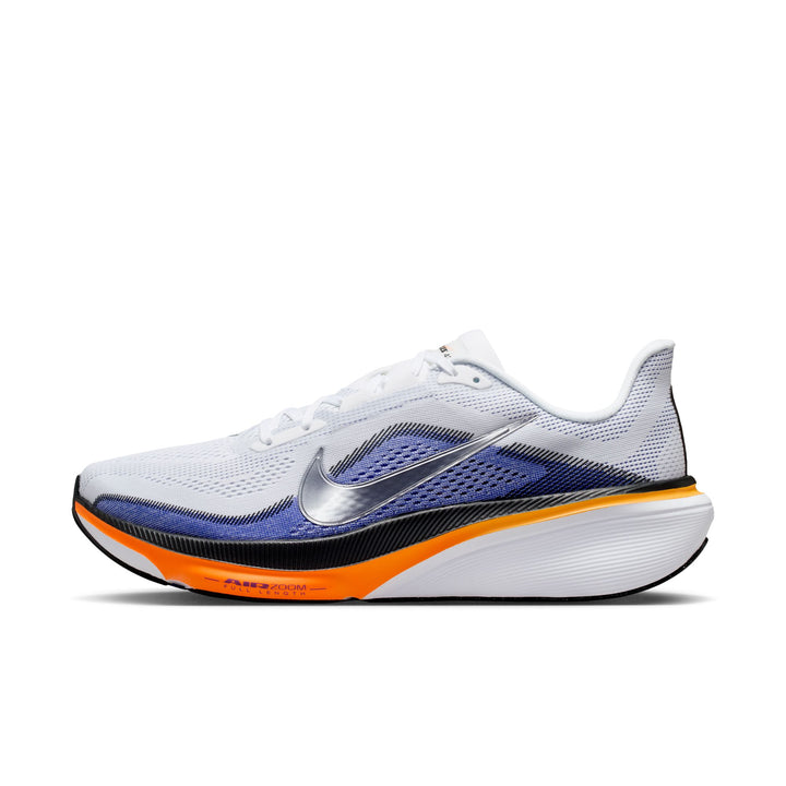 Nike Herren Pegasus 42 – Weiß/Metallic Silver/Lapis/Total Orange – Neutral – SU26