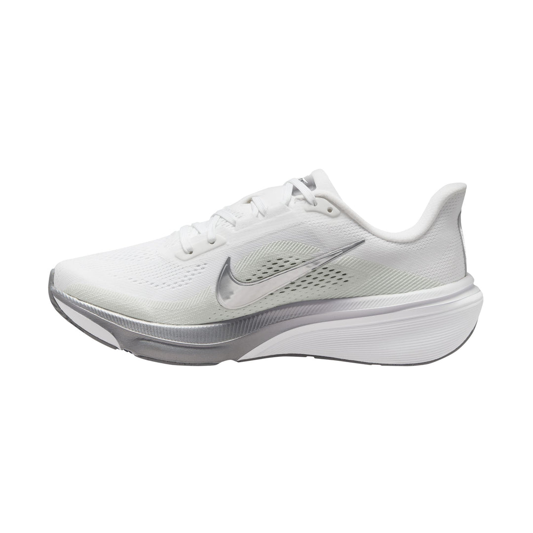 Nike Damen Pegasus 42 – Weiß/Metallic-Silber/Wolfsgrau – Neutral – SU26