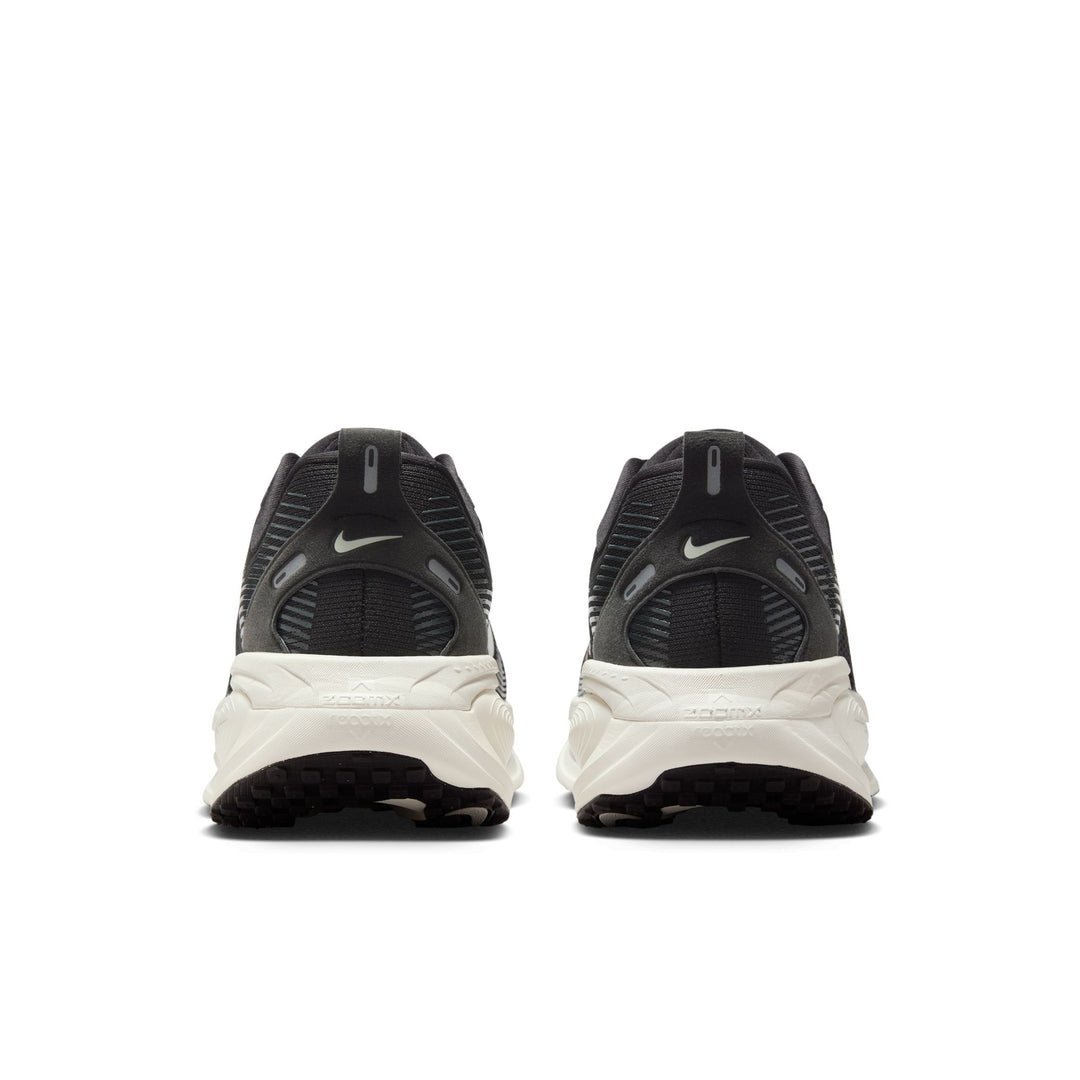 Nike Mens Vomero 18 Wide - 2E Width - Black/Summit White/Coconut Milk - Neutral - SP25