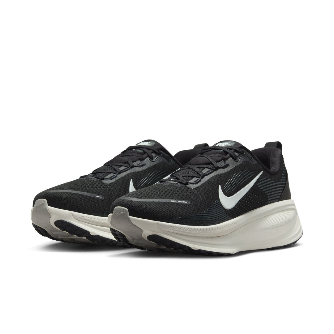 Nike Mens Vomero 18 Wide - 2E Width - Black/Summit White/Coconut Milk - Neutral - SP25